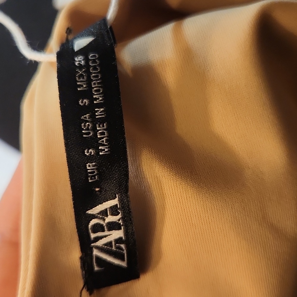 Zara dual lined bralette crop top size S - Picture 3 of 4
